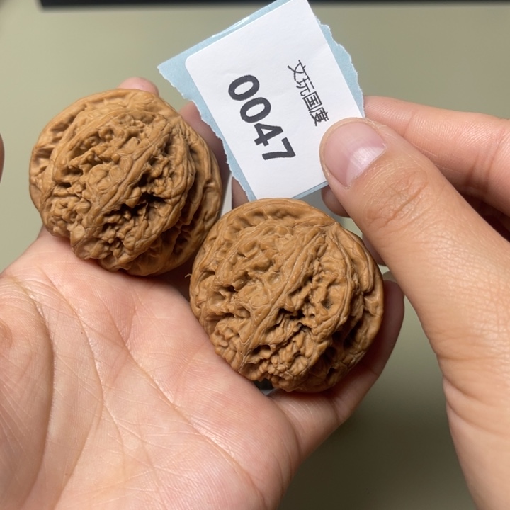 文玩核桃吊坠粗筋46