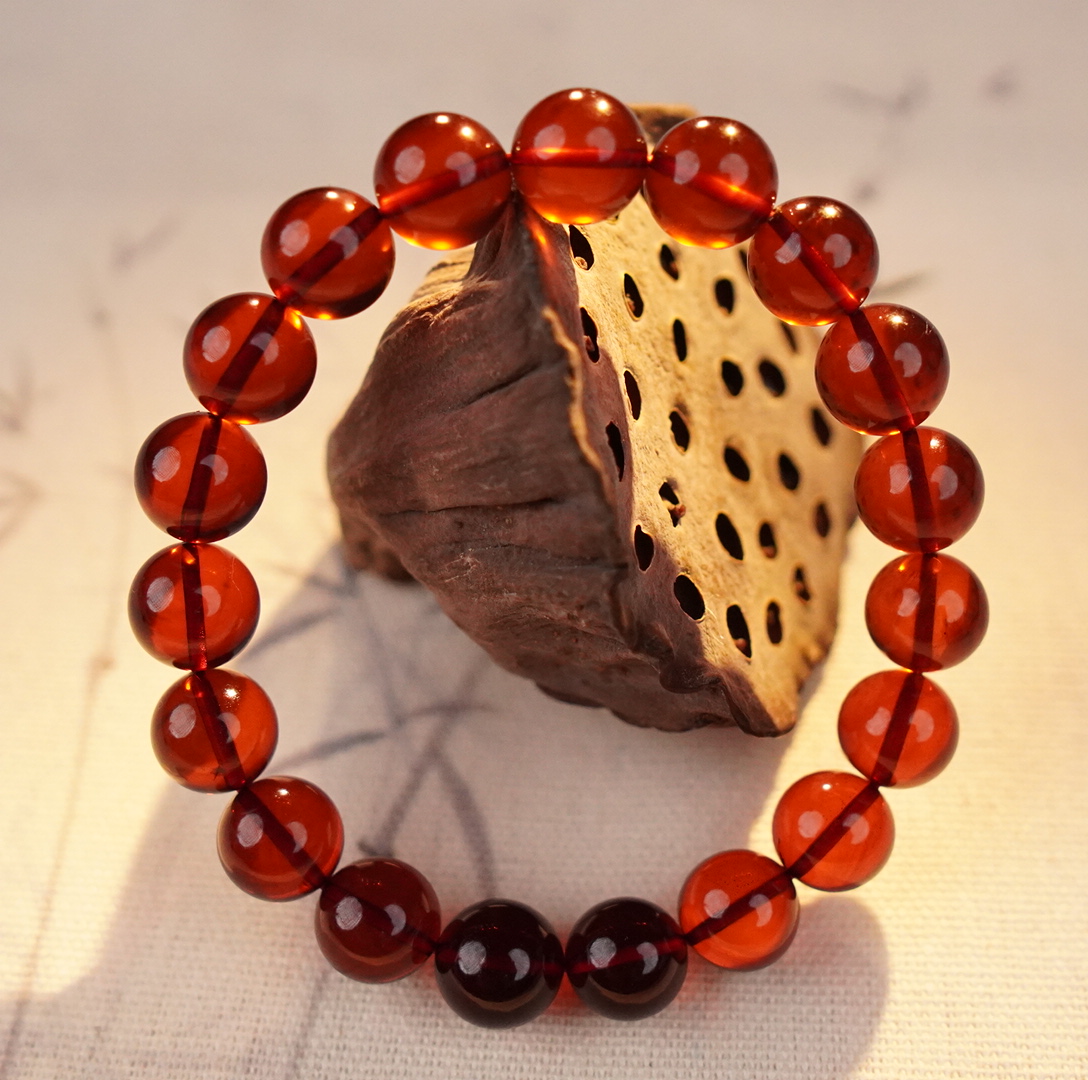 9+缅甸天然琥珀圆珠手串轻奢时尚红色百搭简约单圈素款