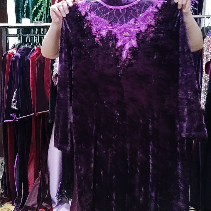 燕***格品牌紫色钻石绒长款连衣裙5xl