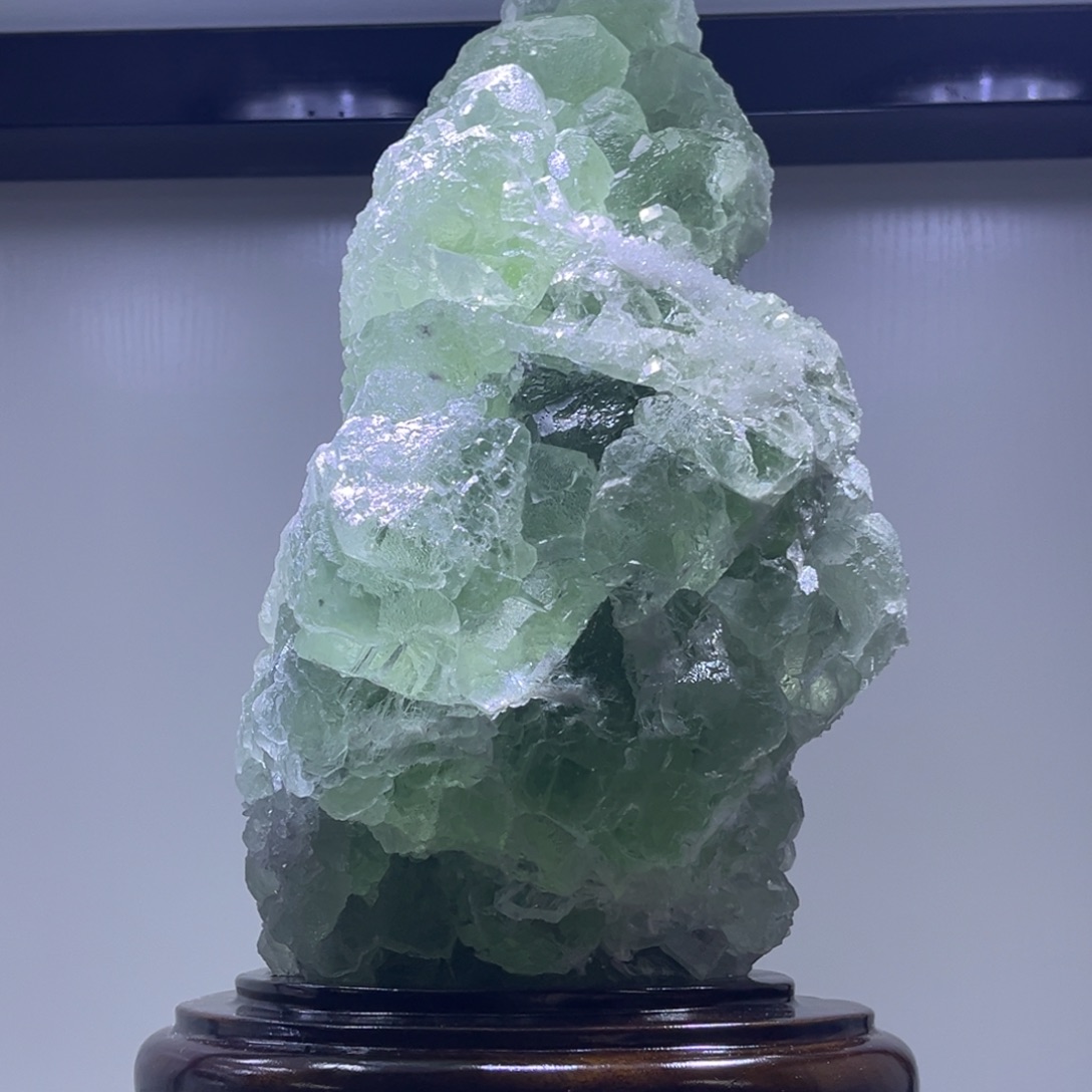 石材绿萤石摆件原石