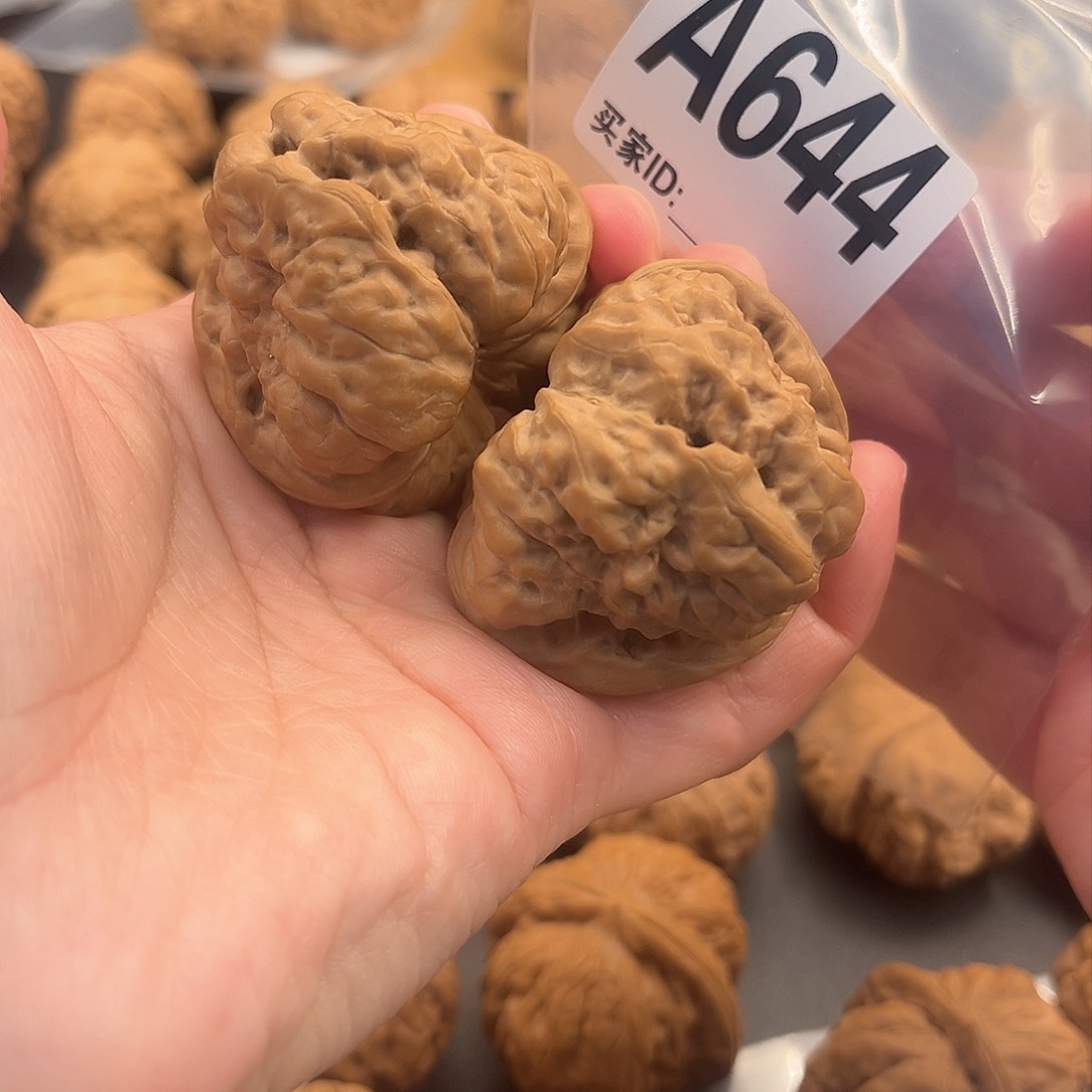 文玩核桃把件勇**前蛙蛙精品45肚48