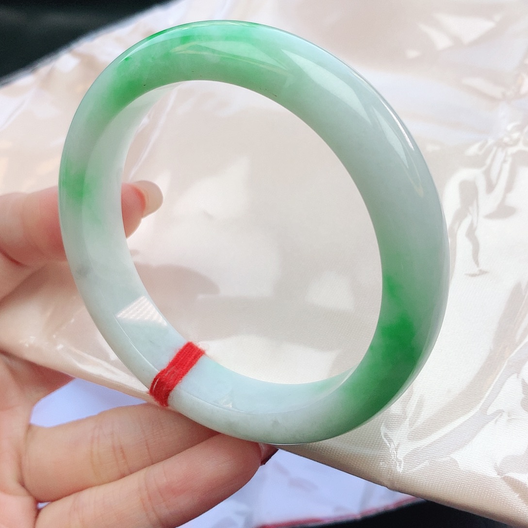 翡翠手镯未镶嵌59圈口882434