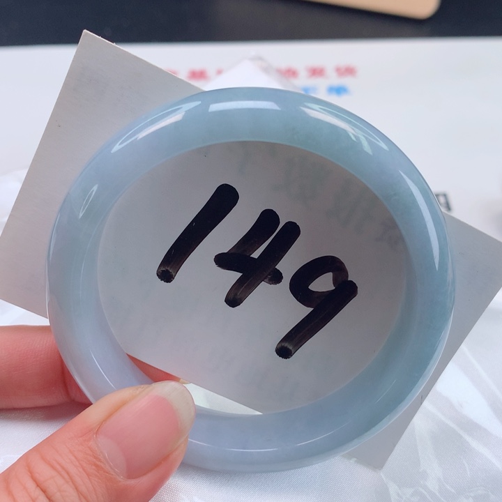 翡翠手镯未镶嵌正