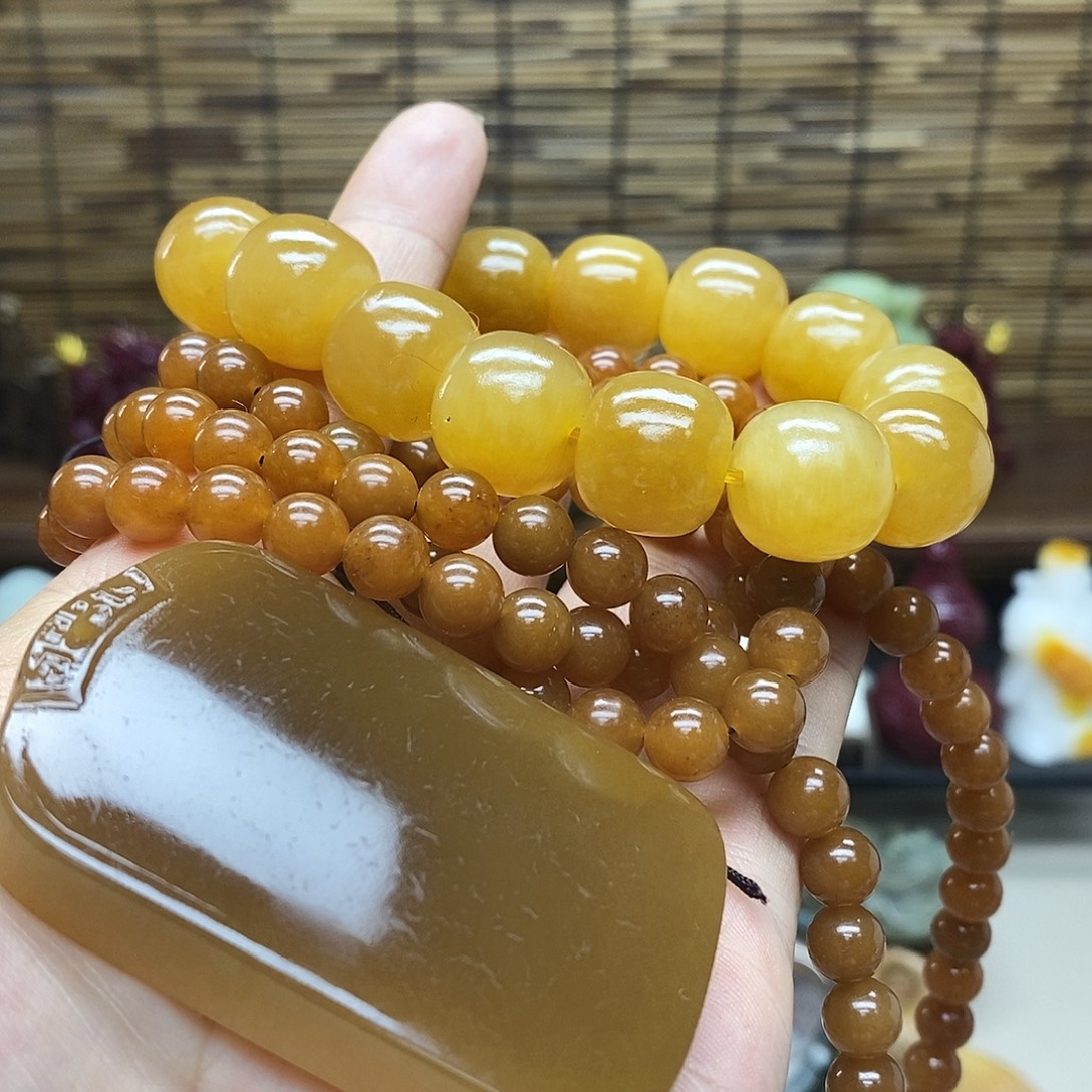 和田玉（糖玉）未镶嵌颈饰