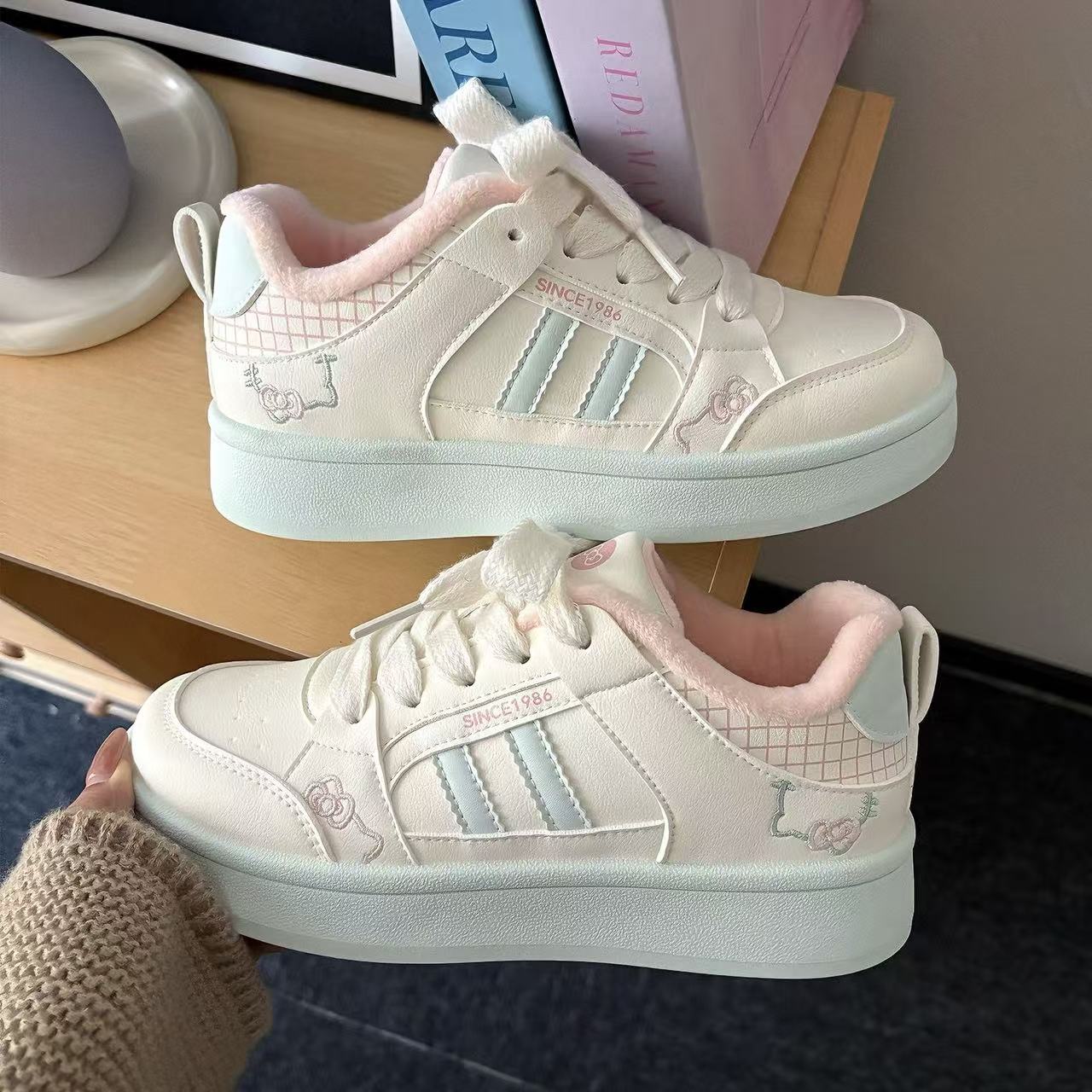 零零柒加绒加厚板鞋子女2025新款冬季棉鞋厚底运动鞋保暖棉鞋