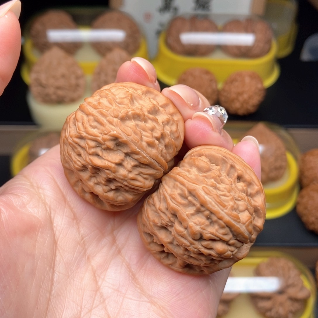 吊坠文玩核桃39白狮子