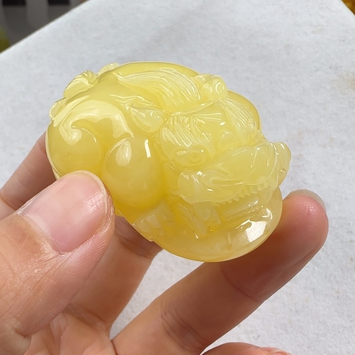 蜜蜡珠宝奇石未镶嵌