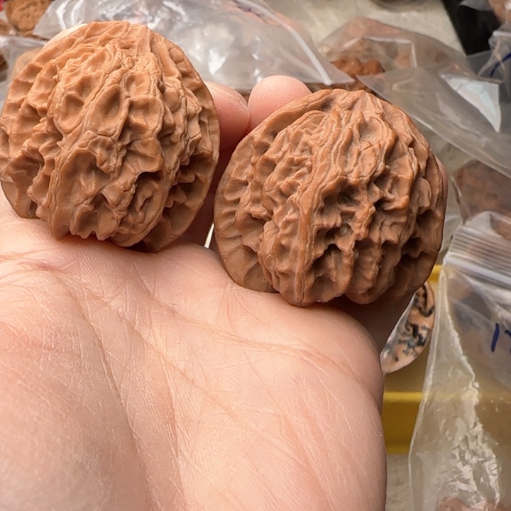 文玩核桃吊坠太*苹果圆