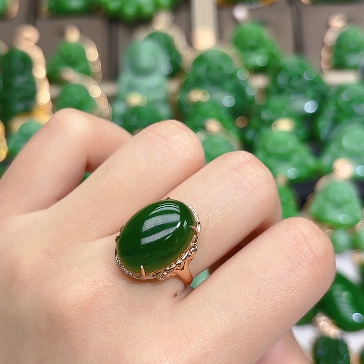 和田玉（碧玉）戒指18K金镶嵌