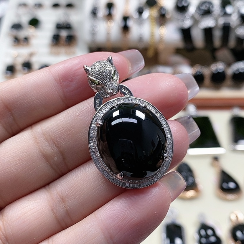 【闪购商品】翡翠颈饰18K金镶嵌老**y缅甸翡翠