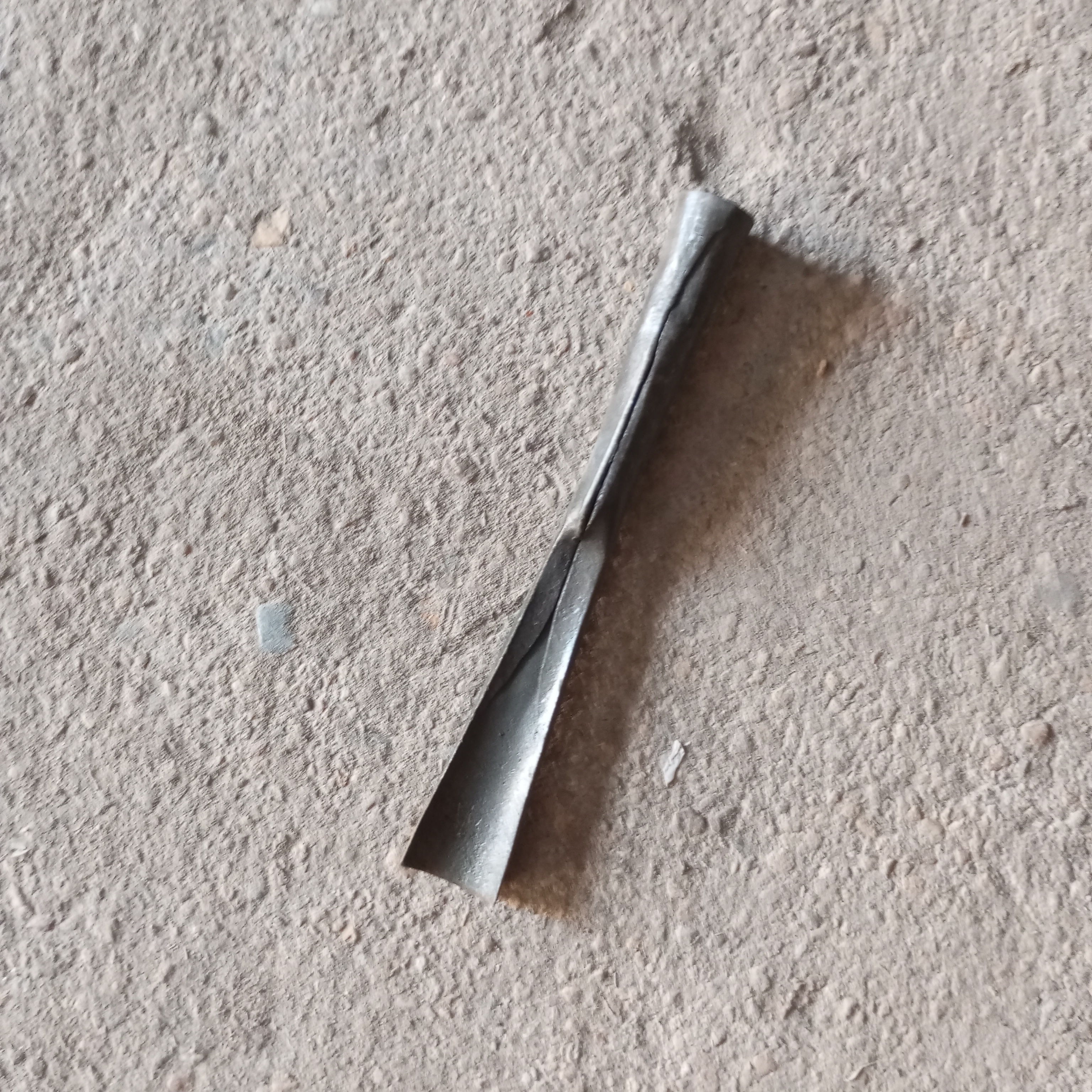 直播间15mm弧形小凿子有瑕疵正常使用