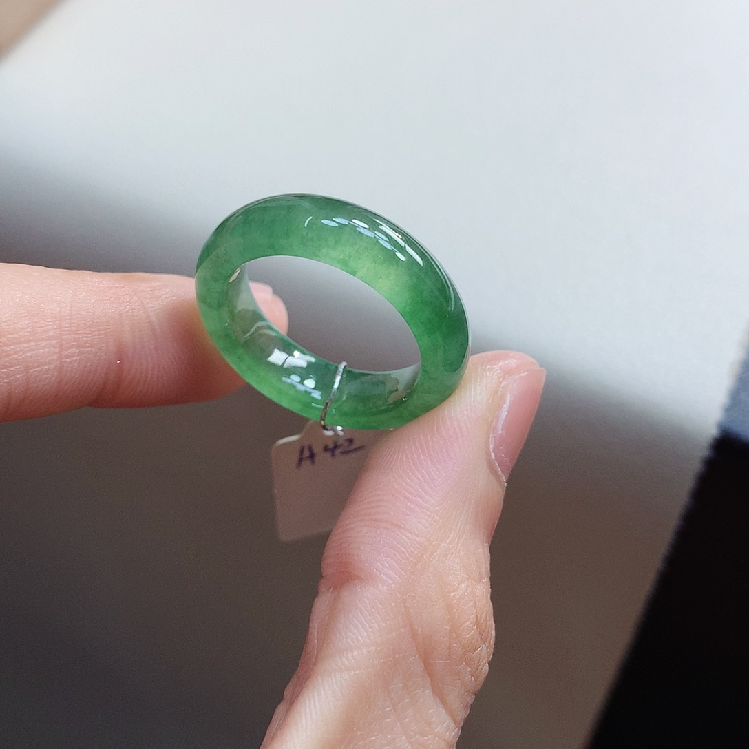 翡翠戒指未镶嵌18-19号