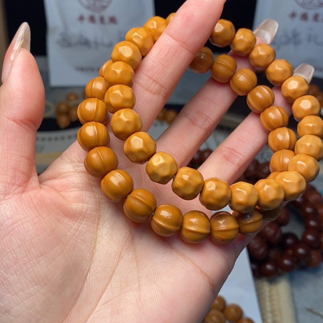 猴头核桃手串小鲨鱼小奶酪