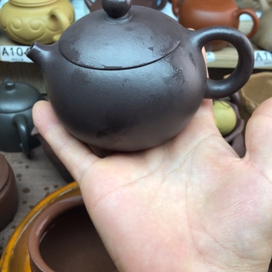 茶壶紫砂天青泥西施200豪升左右