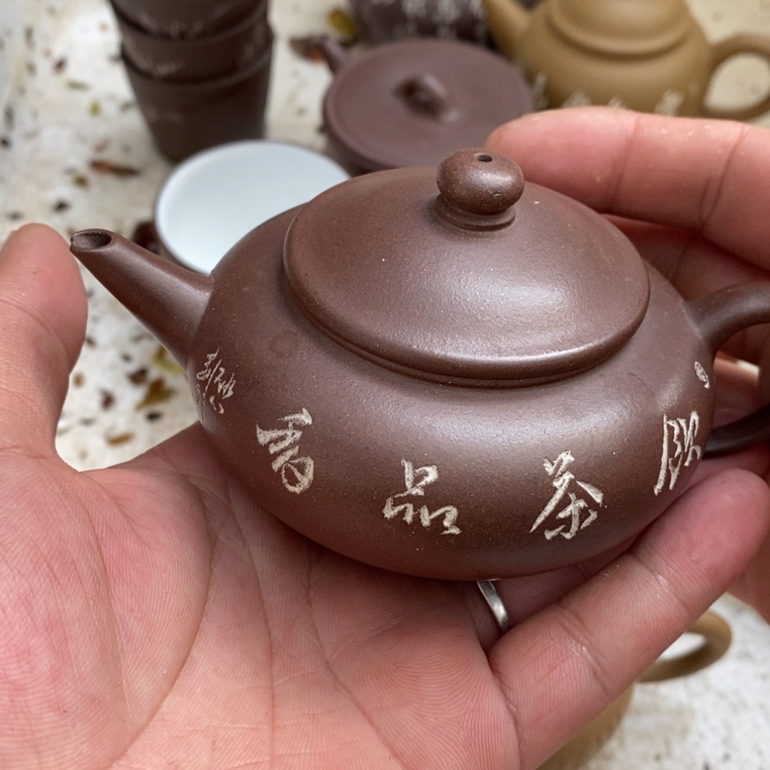 ****紫砂茶壶卡白水平瑕疵