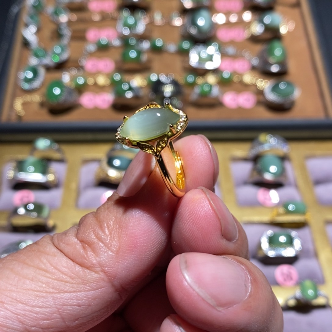 和田玉（碧玉）戒指未镶嵌