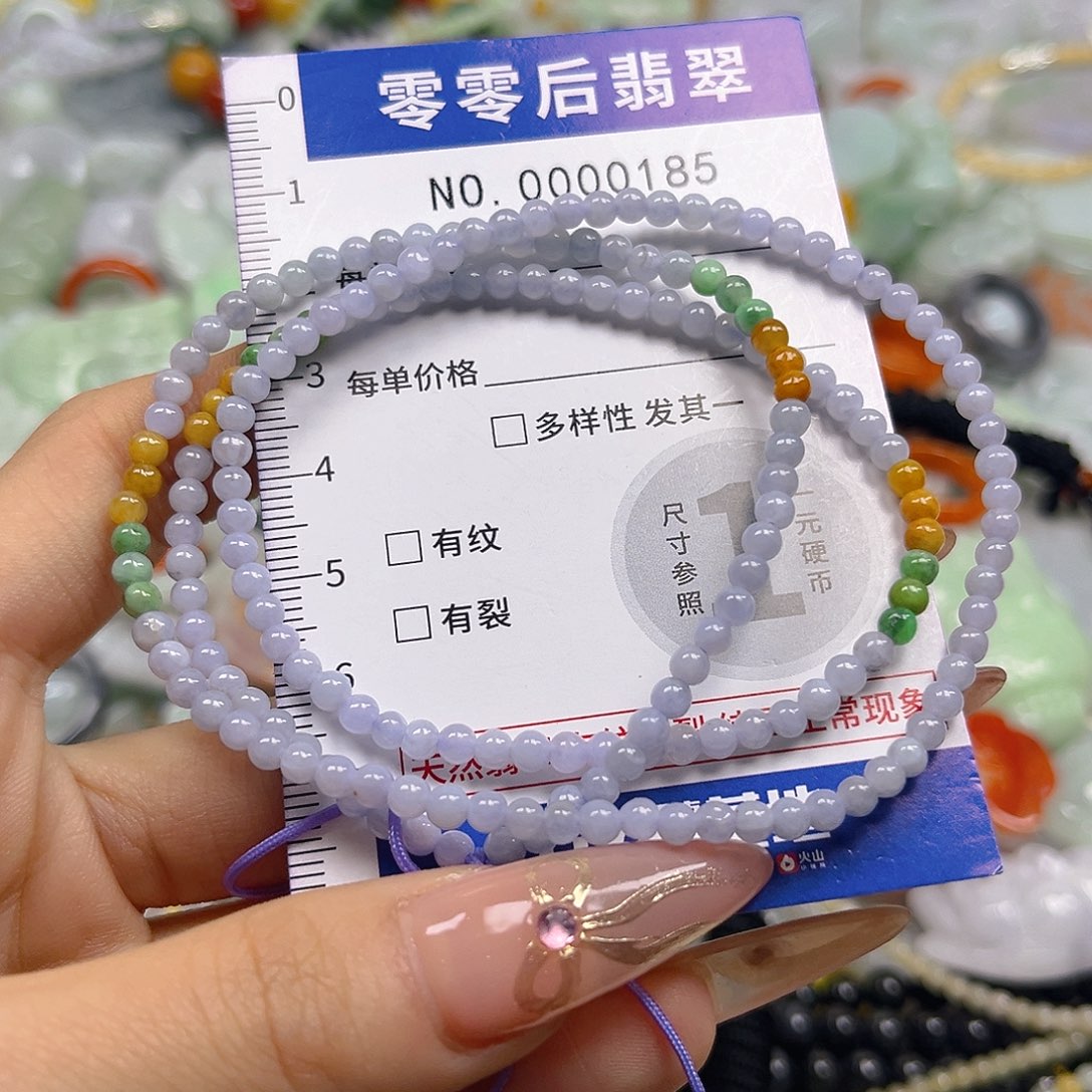 翡翠未镶嵌颈饰hhh