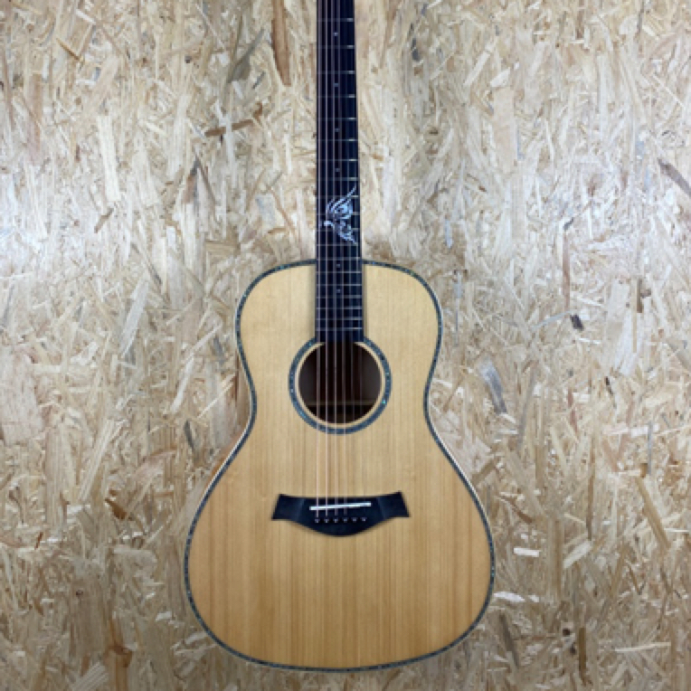 云杉枫木38寸全单吉他