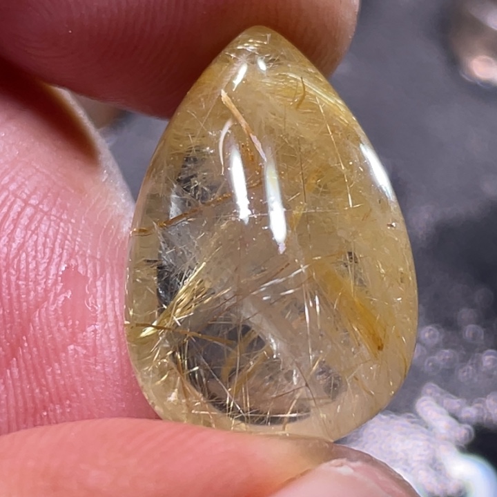 玥***宝发晶颈饰未镶嵌钛晶