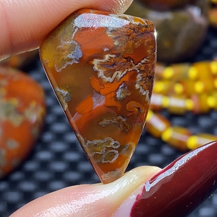 玛瑙/玉髓颈饰未镶嵌