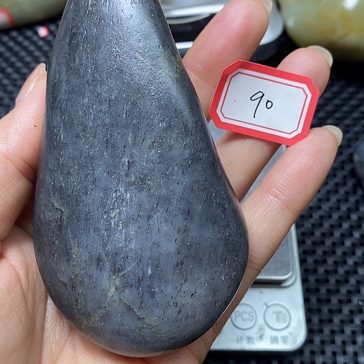 和田玉未镶嵌珠宝奇石90