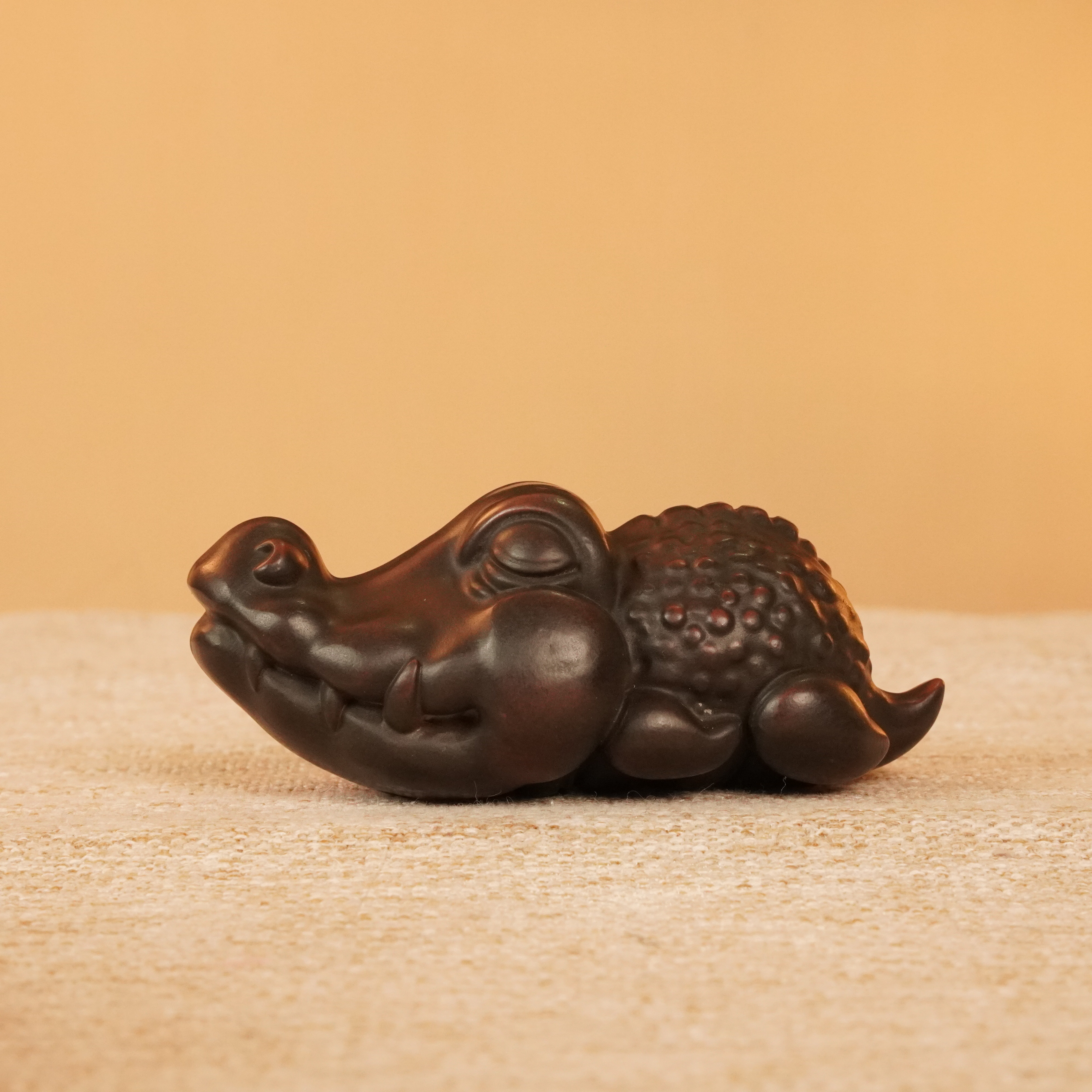 陶礼【鳄鱼】广西钦州纯实心坭兴陶鳄鱼茶宠