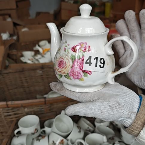 库存瓷片多孔茶壶