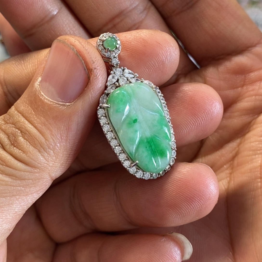 石***）翡翠银S925镶嵌颈饰天然缅甸翡翠A货叶子金枝玉叶吊坠