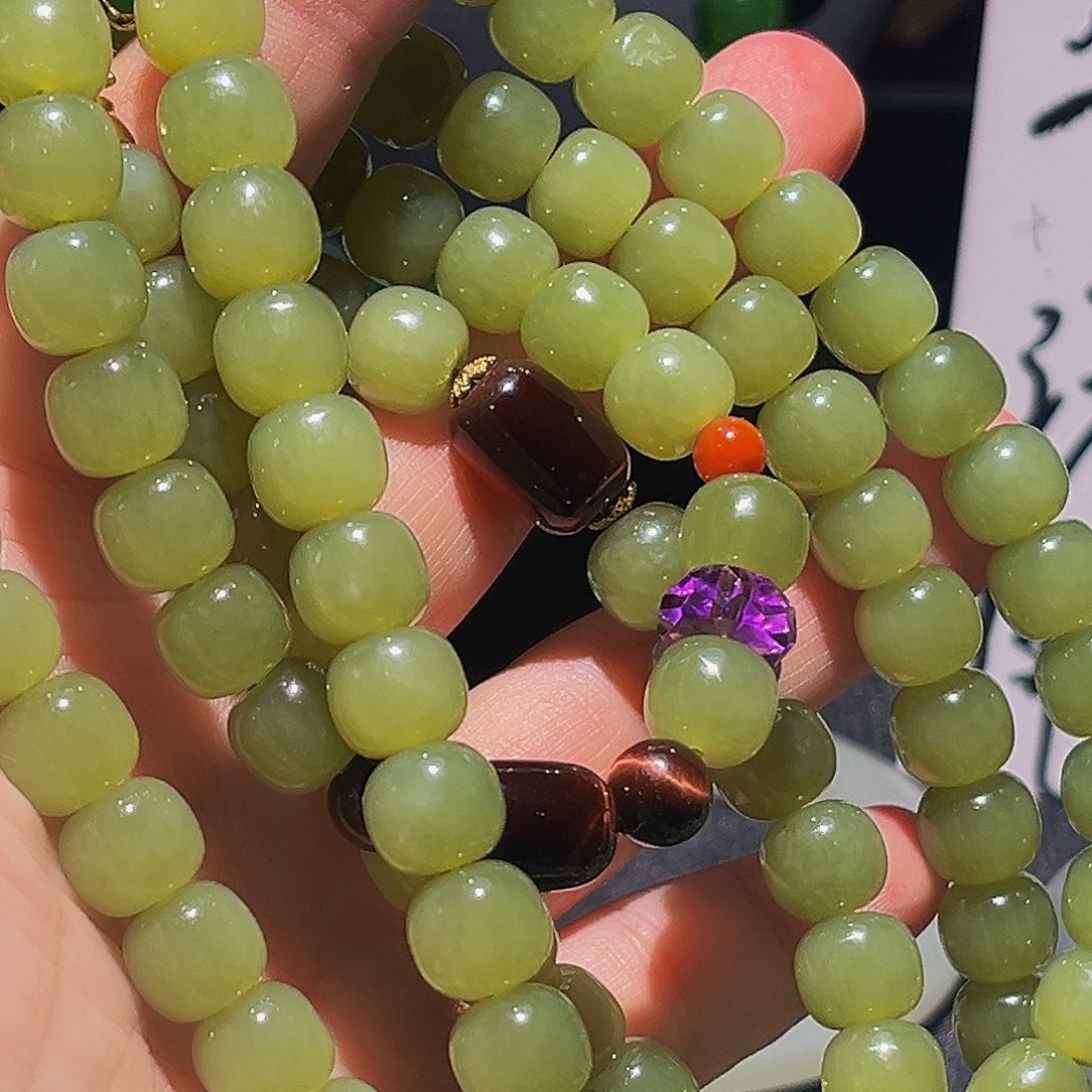 颈饰未镶嵌和田玉知*新疆