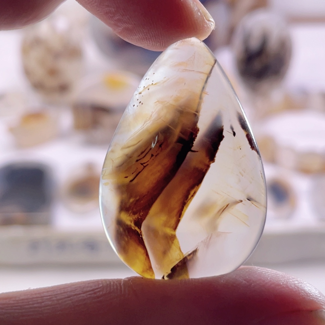 玛瑙/玉髓未镶嵌珠宝奇石