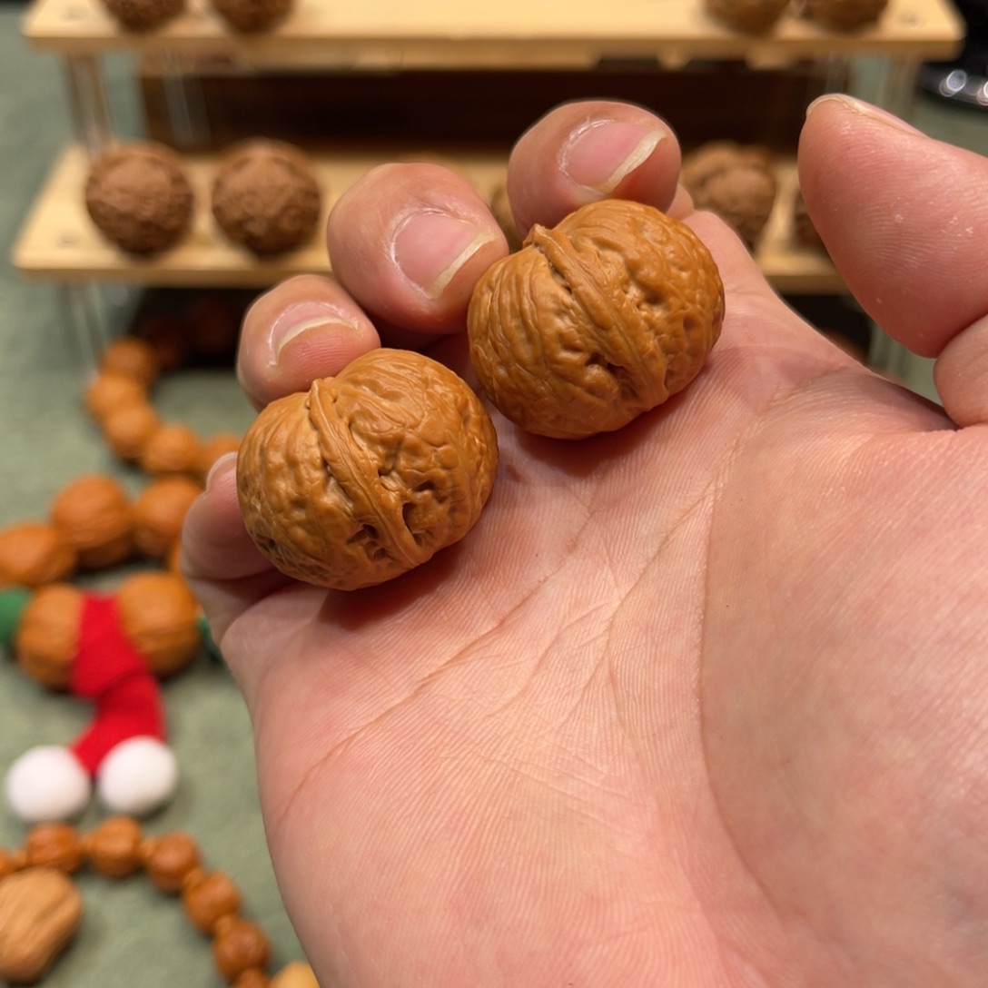 S***淇把件文玩核桃南瓜元宝