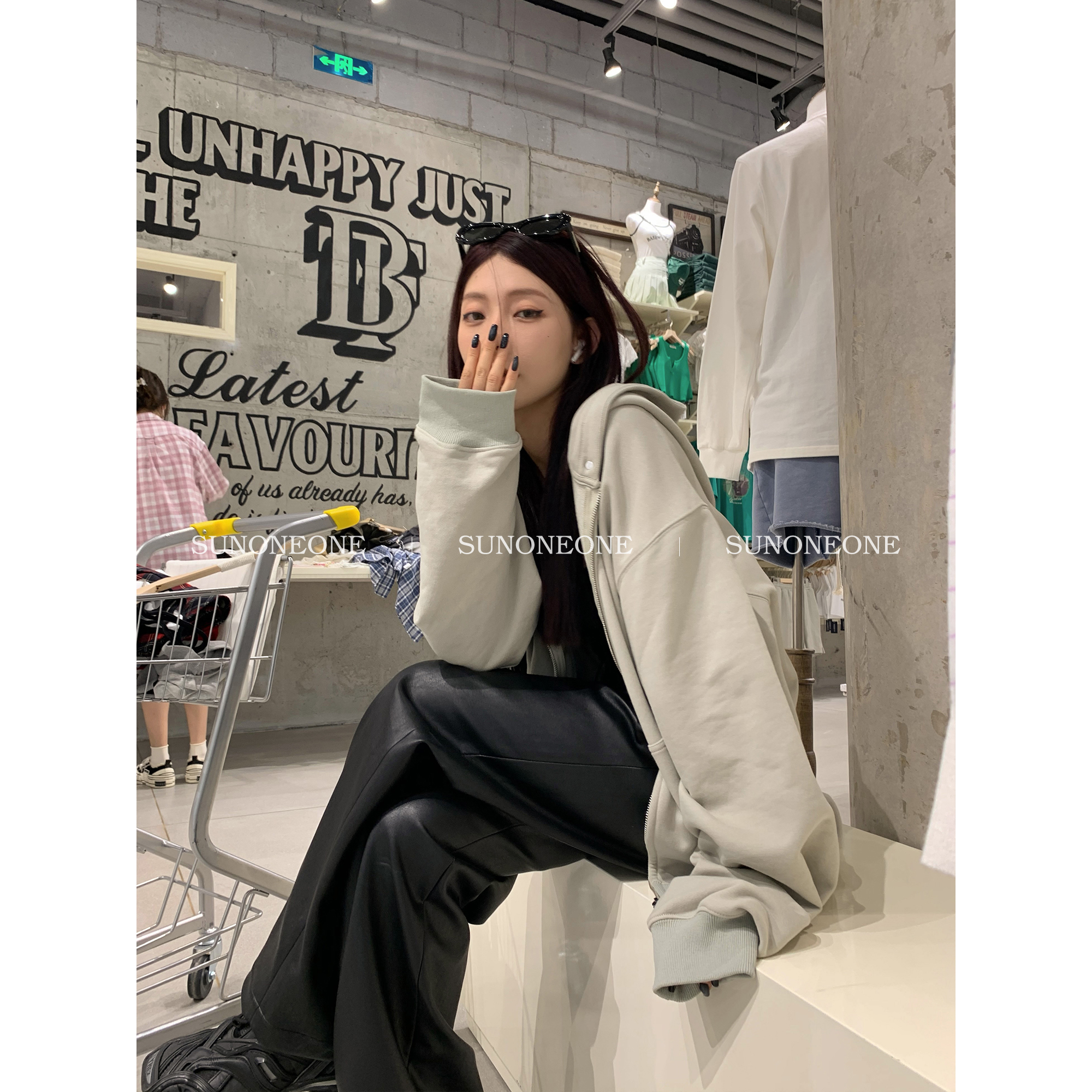 SUNONEONE连帽开衫卫衣女秋oversize运动休闲宽松帽衫外套HW11018
