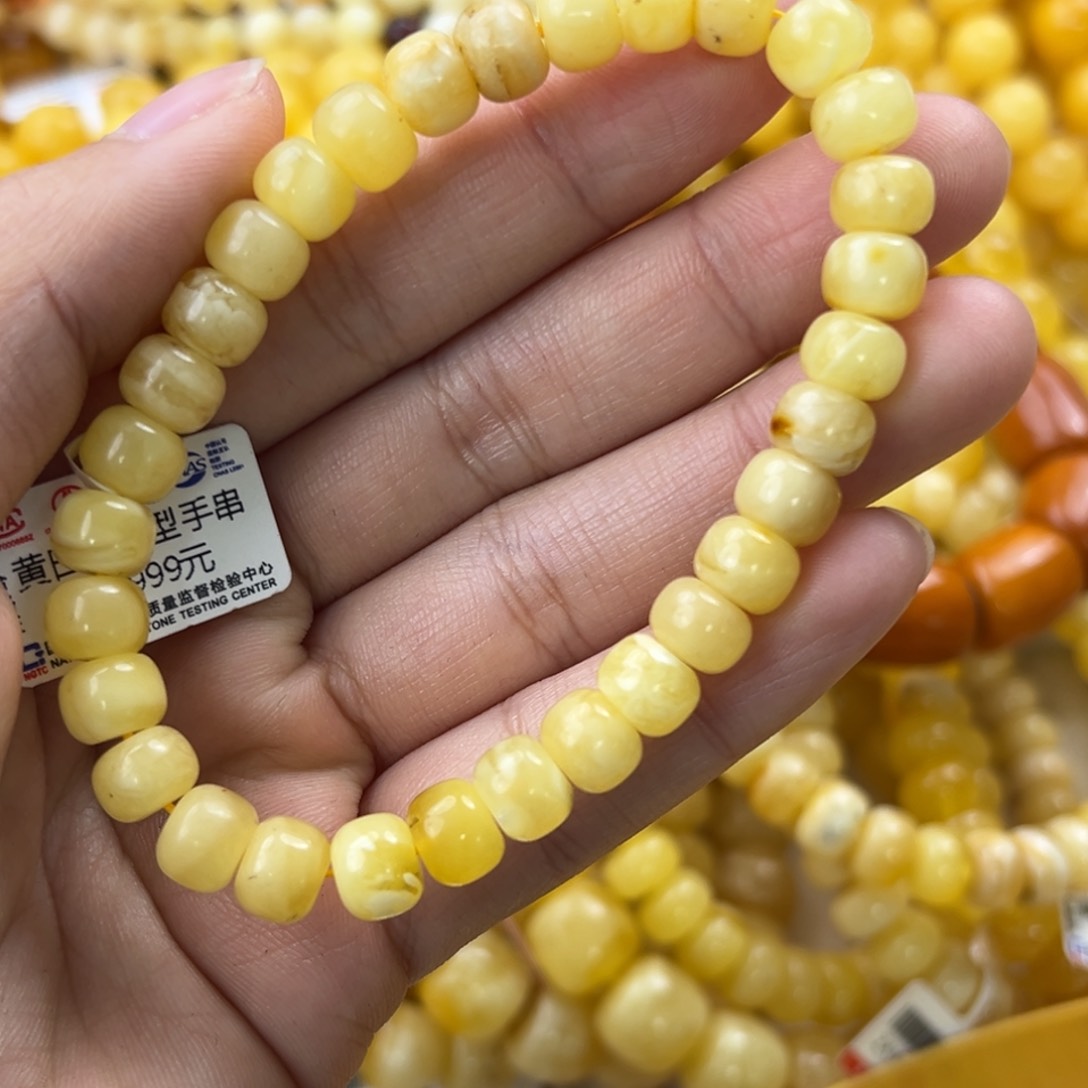 琥珀珠宝奇石未镶嵌