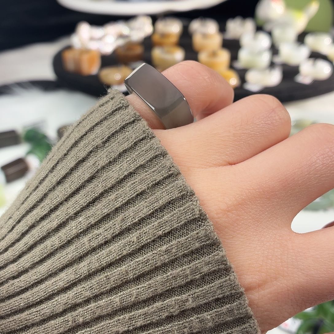 和田玉未镶嵌戒指S101烟紫马鞍16.4