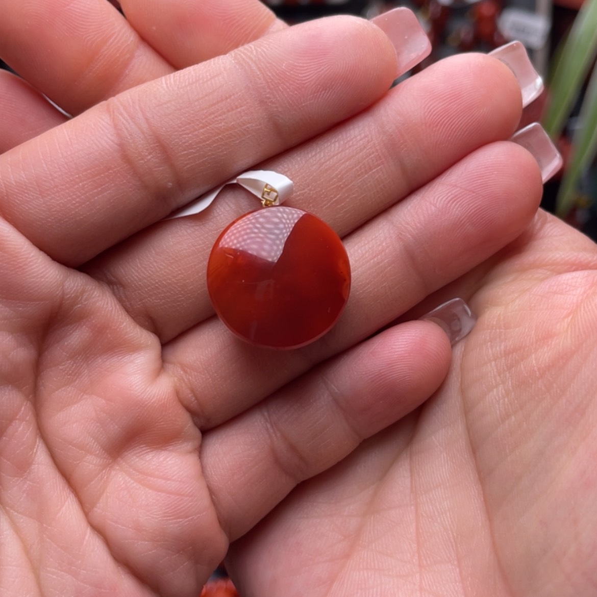 【闪购商品】南红玛瑙圆牌吊坠18K金镶嵌
