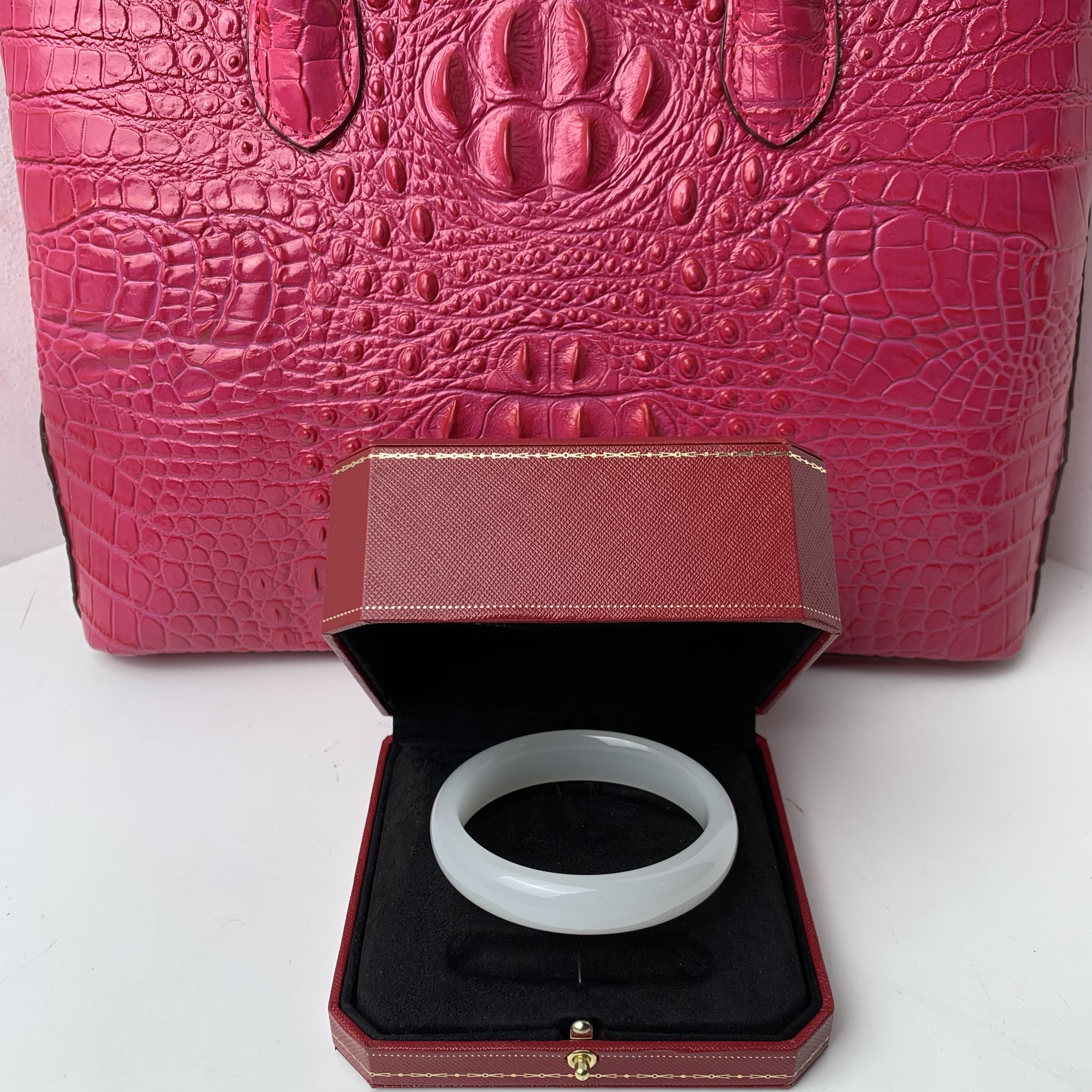 3342【多样性发货】端庄典雅贵气手镯