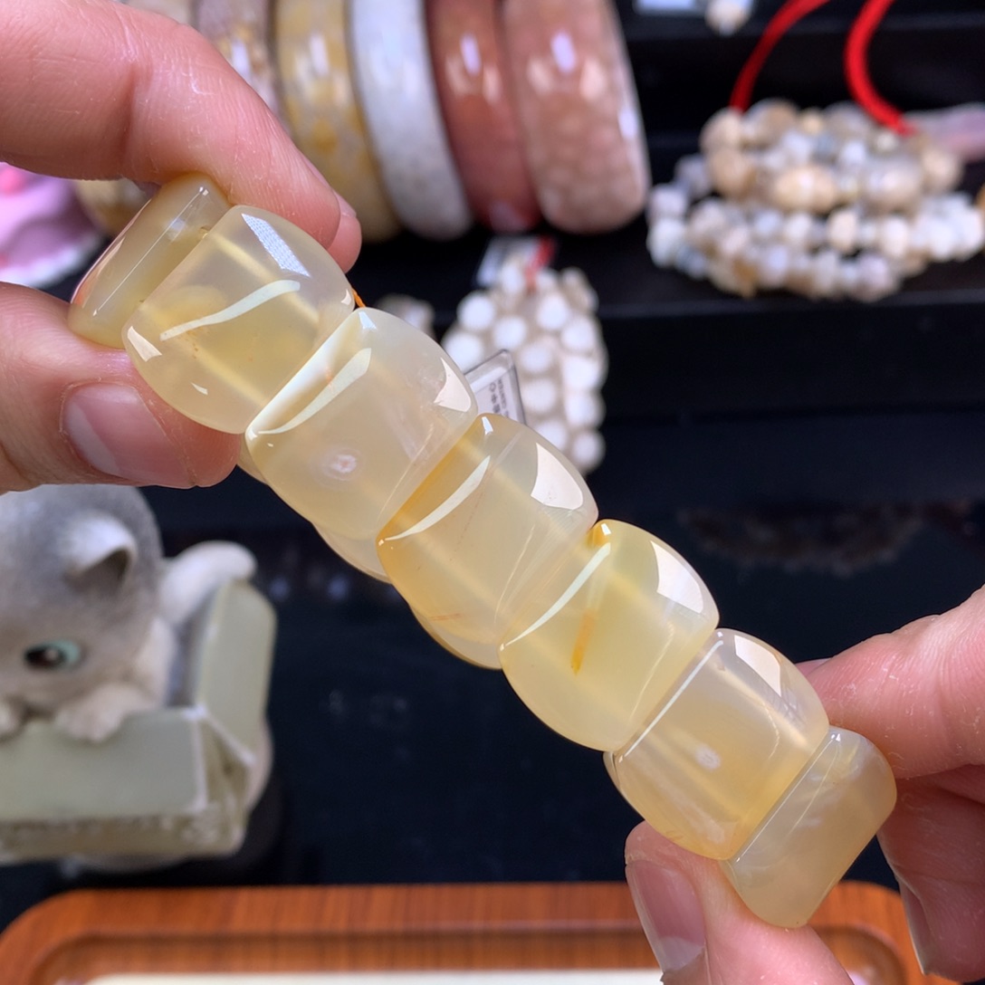 硅化珊瑚（珊瑚玉）未镶嵌颈饰32号冰糖发丝