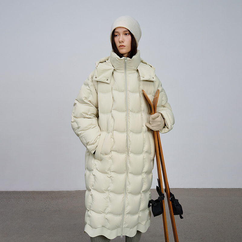 半圆女装[运动]2025秋冬中长款翻领弧形绗线泡芙羽绒服D51611050
