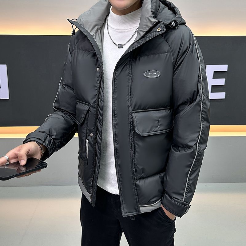 新款羽服男士冬季潮牌加厚保暖休闲短款连帽工装冬装外套