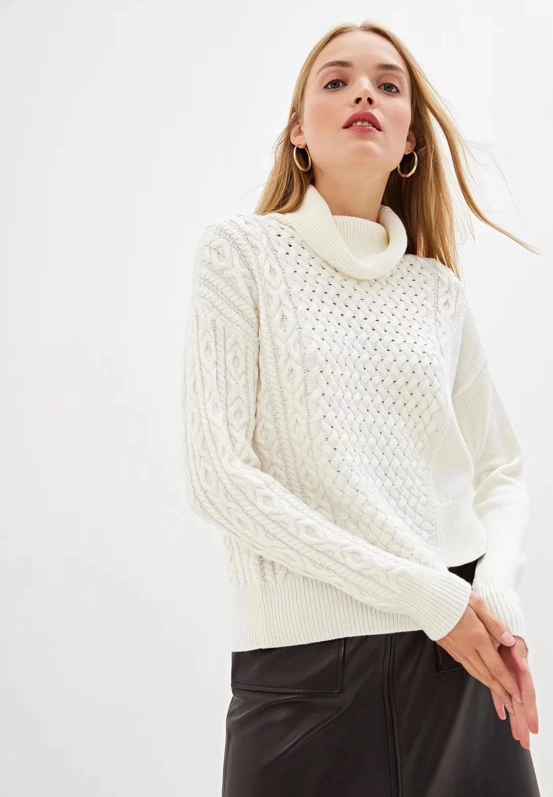 【娜娜专属】 高领毛衣 白色 无吊牌