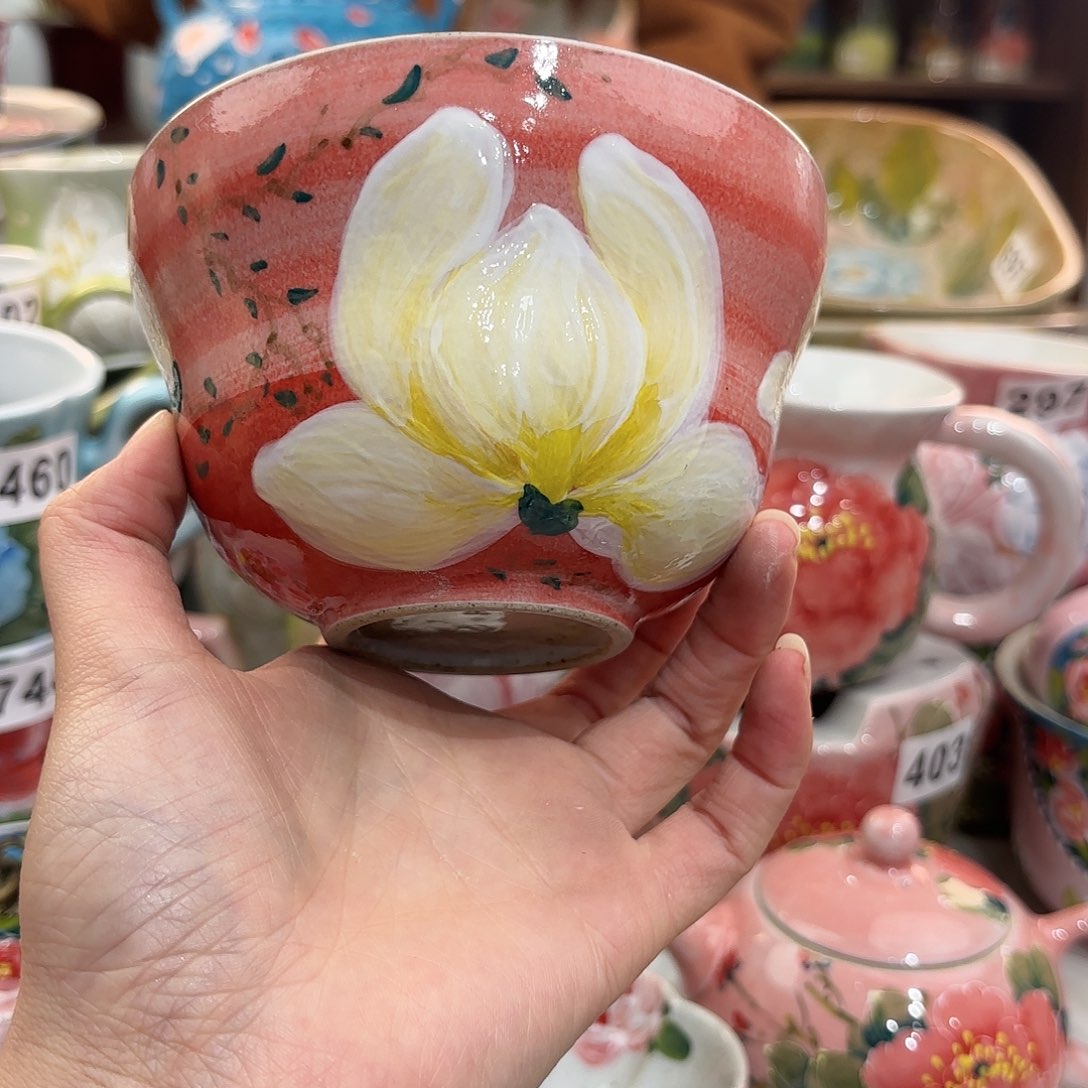 瓷片兔兔盖茨。兔兔好