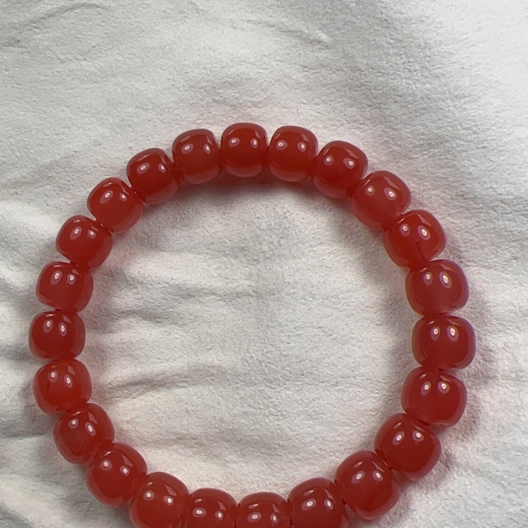 南红玛瑙手串未镶嵌