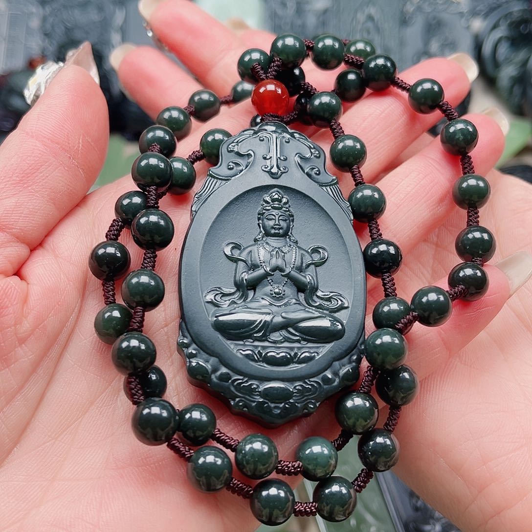 和田玉颈饰未镶嵌