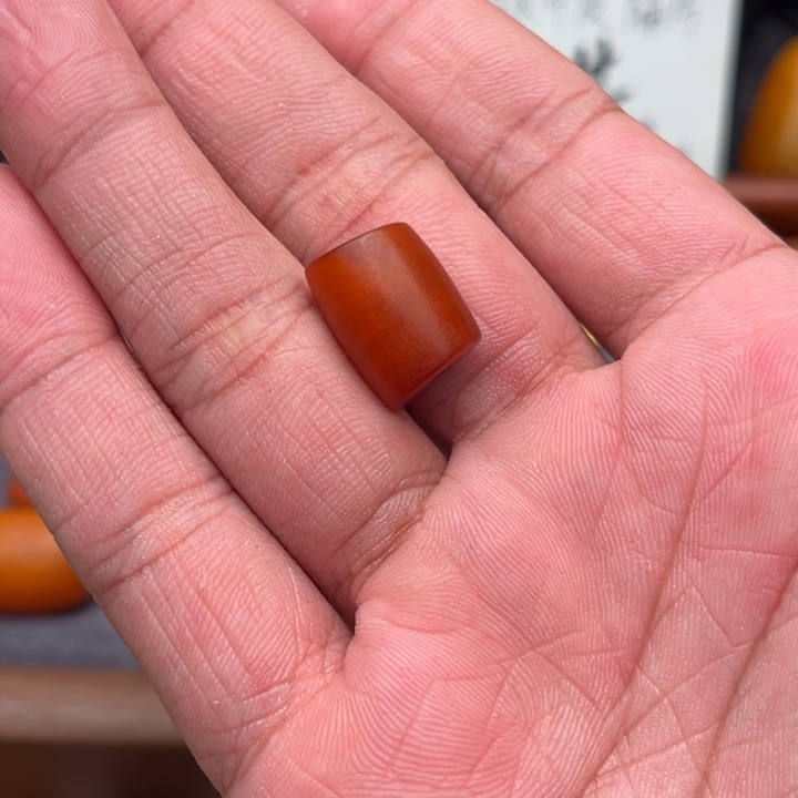 舍***予琥珀未镶嵌裸石蜜蜡马蹄