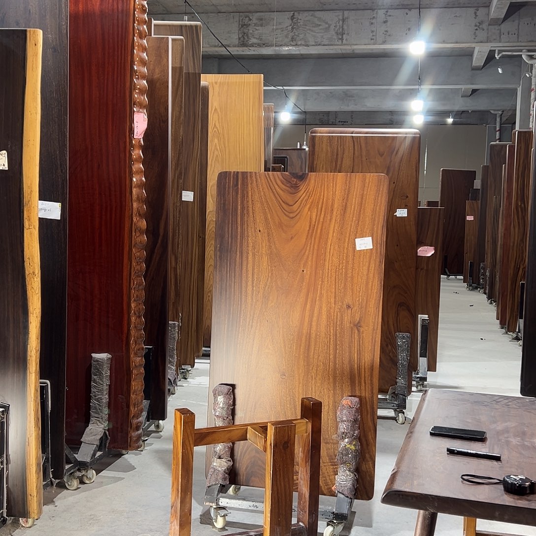 X***～木（非红木类）南美胡桃木147*0.79