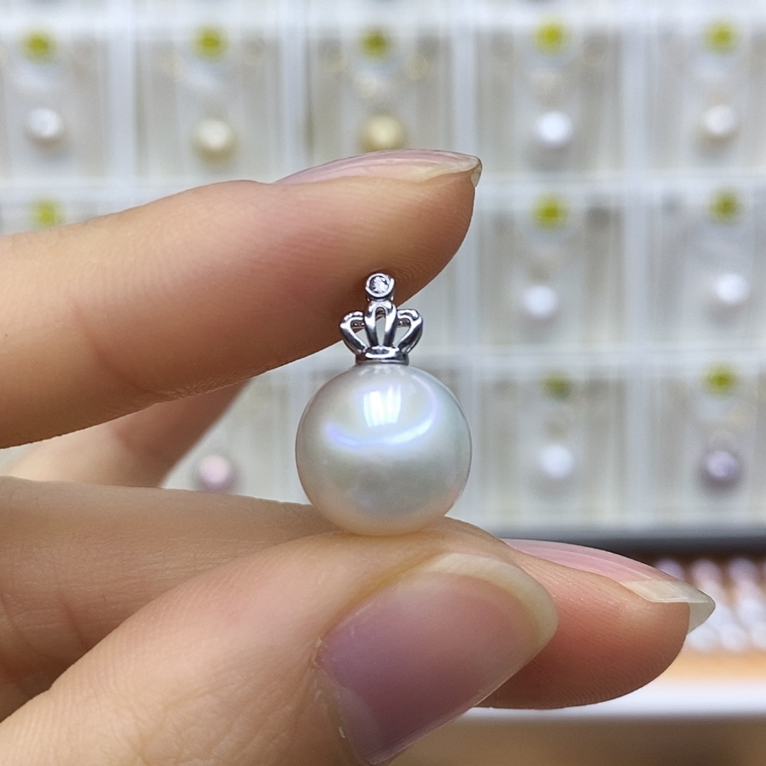 淡水珍珠吊坠(赠链)未镶嵌