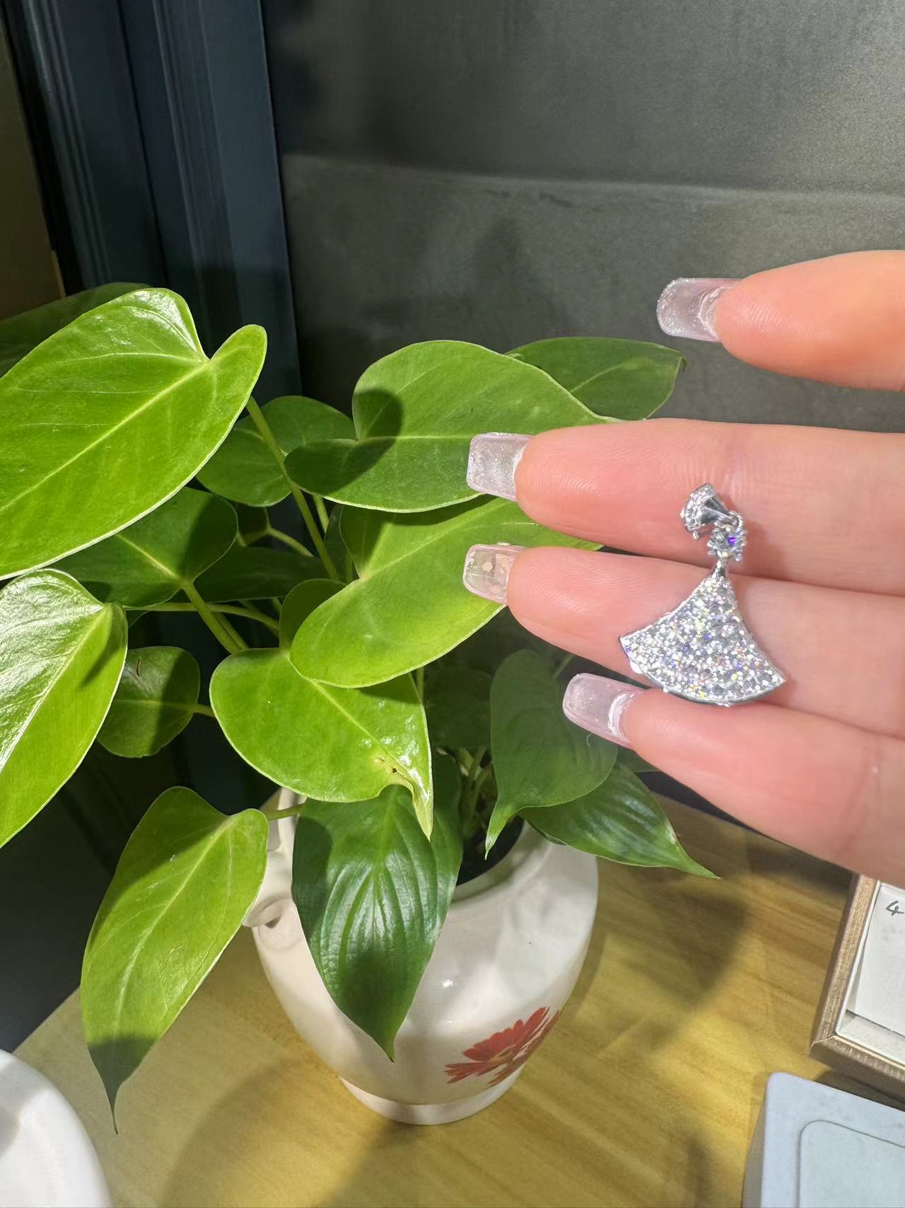 铂金Pt950吊坠    2.98克