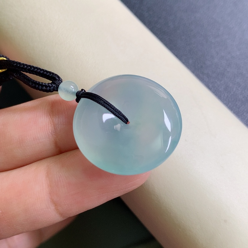 【闪购商品】翡翠颈饰未镶嵌扣子