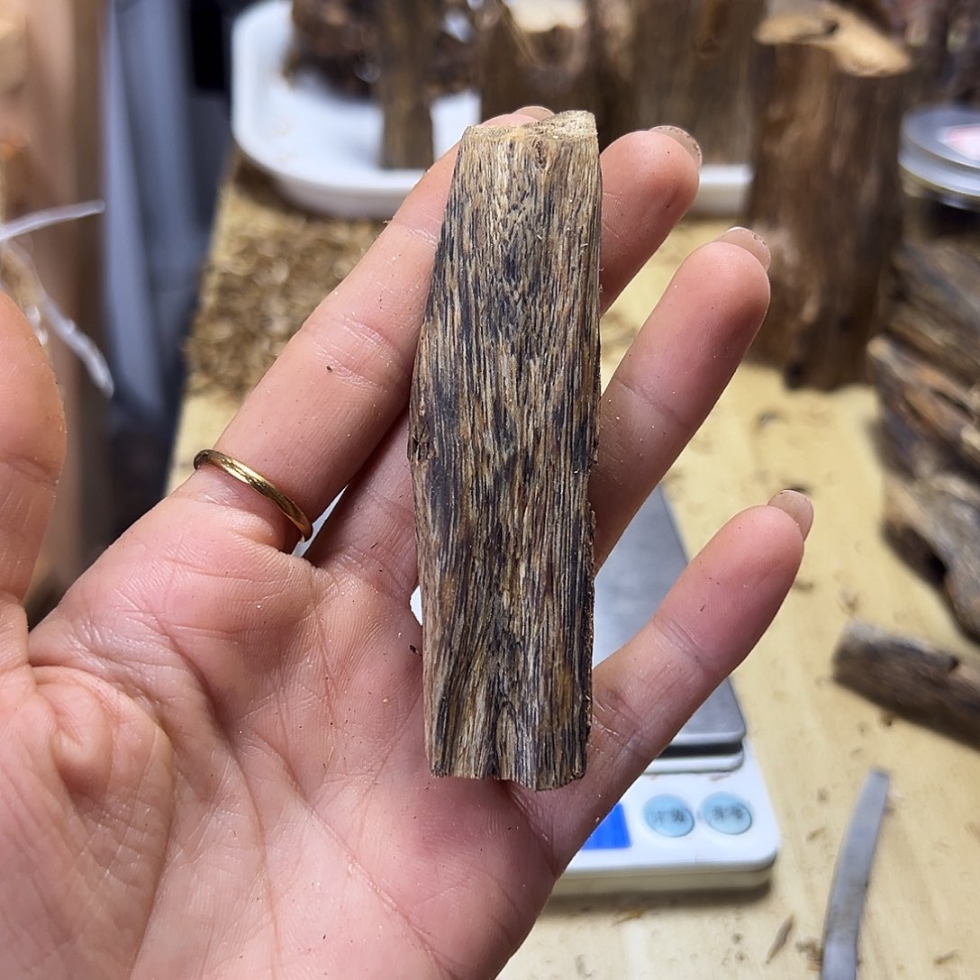 木绿奇楠虫漏原材料8克