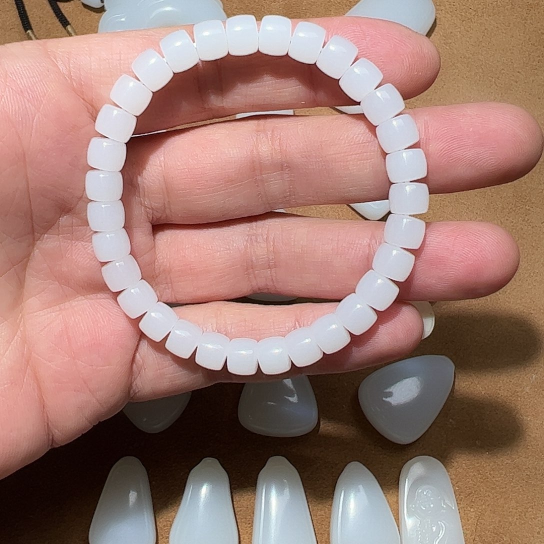 和田玉手链未镶嵌晨****)